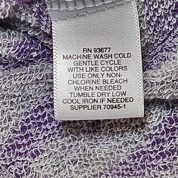 Liz Claiborne Weekend Gray blue Striped Knit Stretch V-Neck Top Women's Size MT - Picture 4 of 4